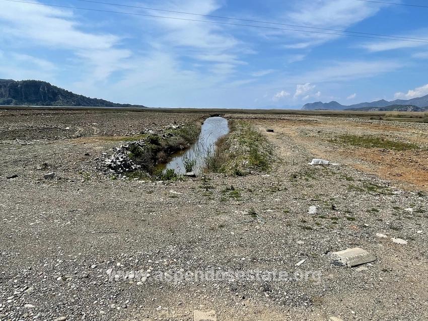 Feld Zu verkaufen in Dalyan Bz. Ortaca - Gehäuse-Zonierung - 19.600 m²