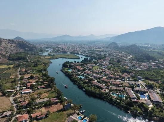 Im Köyceğiz Çandır Mahallesinde kanala sıfır 20.000m2 satılık Feld