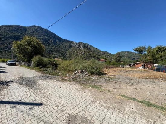 Grundstück Mit Baugenehmigung Im Dorfsiedlungsgebiet Von Mergenli Zu Verkaufen