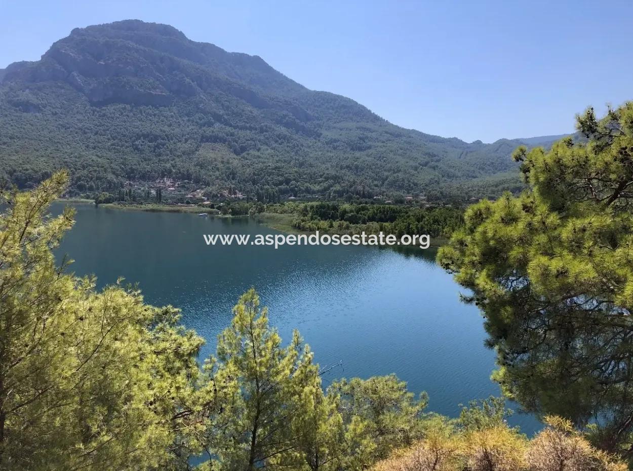 Land Zu Verkaufen In Sultaniye 2285M2 Land Zu Verkaufen In Der Nähe Des Sees