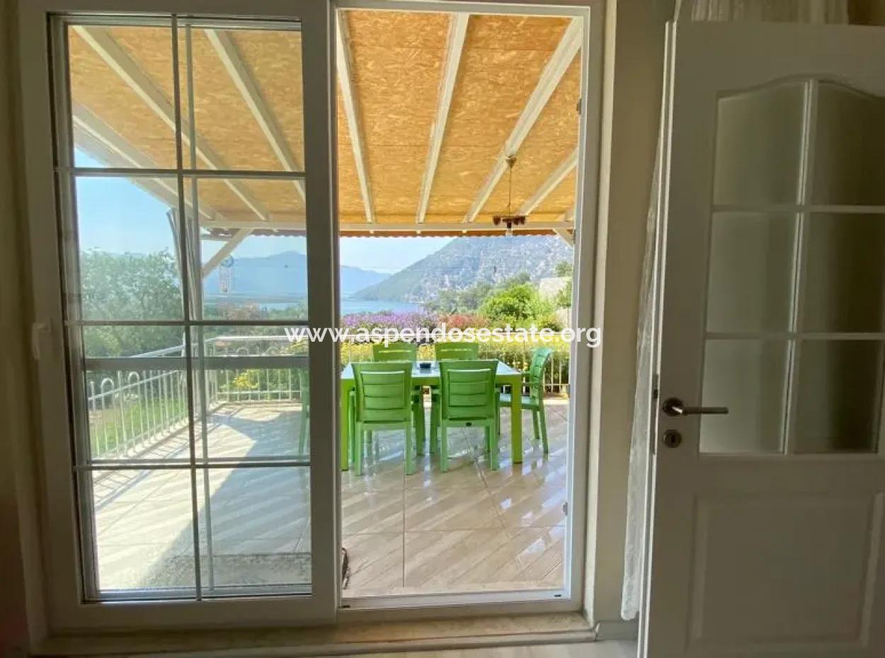 4 2 Villenhäuser Zum Verkauf Mit Meerblick In Çandır