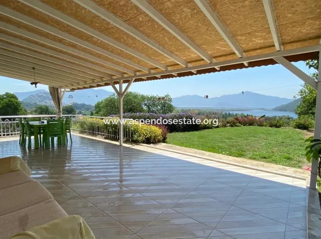 4 2 Villenhäuser Zum Verkauf Mit Meerblick In Çandır