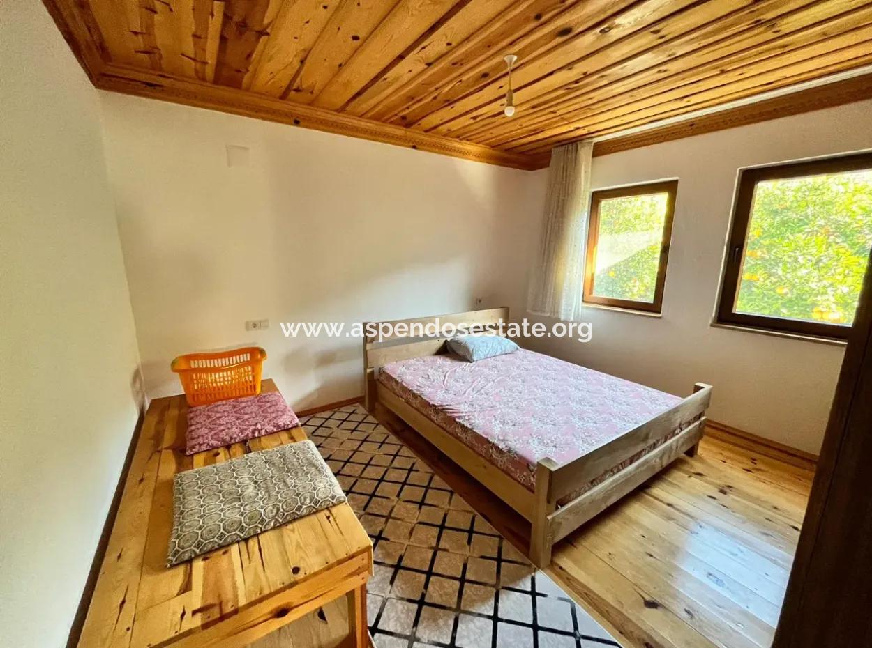 Einstöckiges Haus Zum Verkauf In 5000M2 Grundstück In Çandır