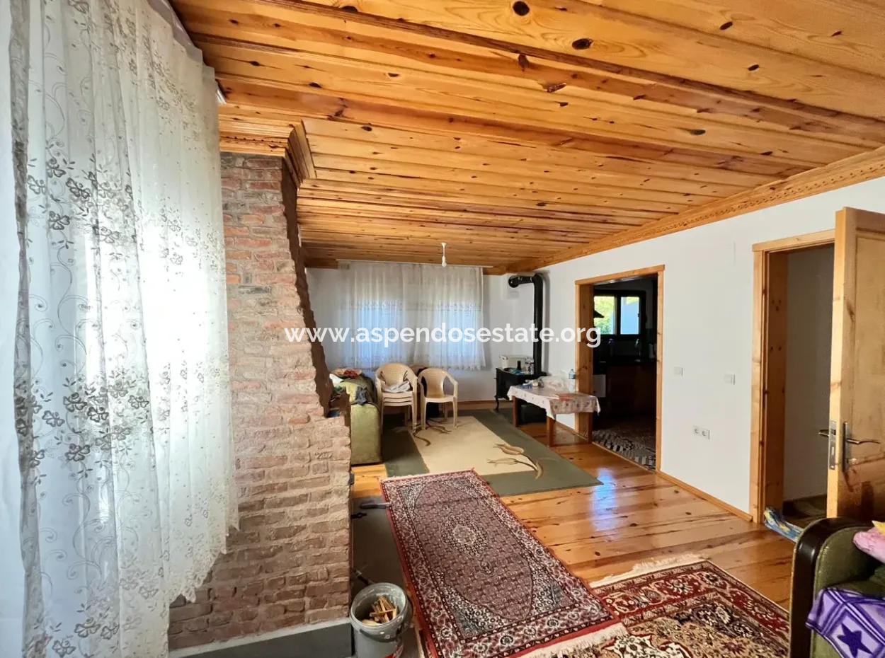 Einstöckiges Haus Zum Verkauf In 5000M2 Grundstück In Çandır