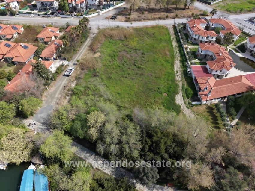 2600m2 Land For Sale In Dalyan Gülpınar, Next To The Canal, With 20% Tourism Zoning