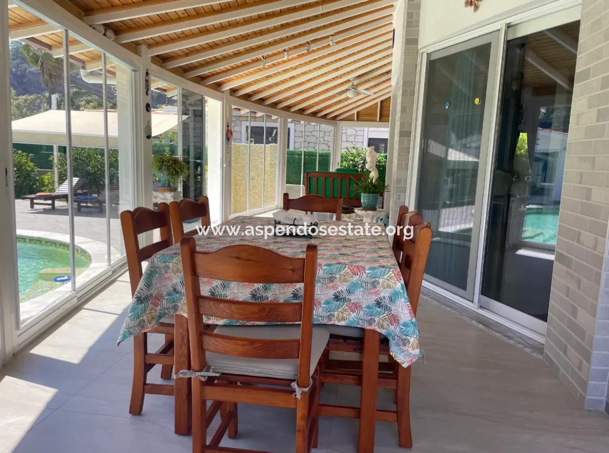 4 1 Villa For Sale In 720M2 Land In Dalyan Gülpınar