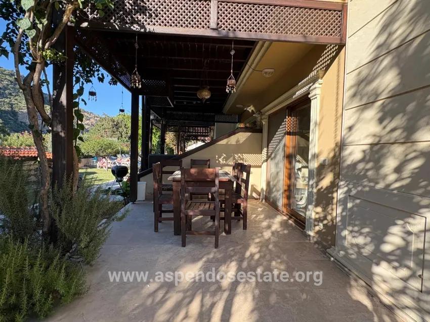Для продажи Вилла 4+2 в Dalyan Ortaca - 200 m²