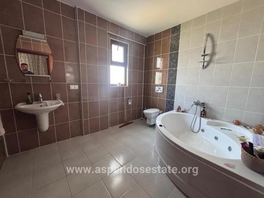 Ortaca Dalyan Mah. Satılık 5+1 Villa - 980 m²