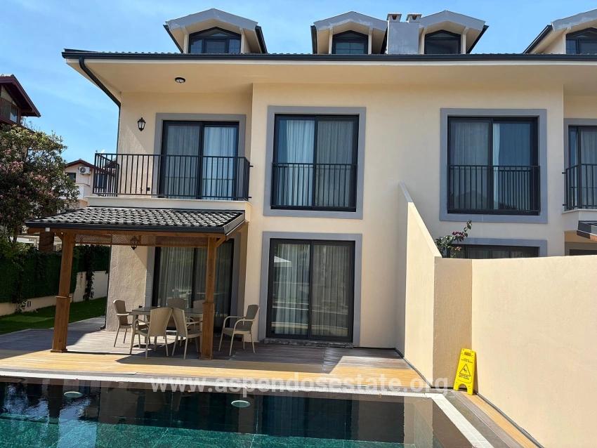 Ortaca Dalyan Mah. Satılık 4+1 Vip villa - 306 m²