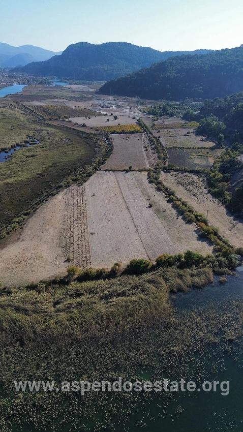 Çandır'da Göle Sıfır 3210m2 Satılık 2b Arazisi