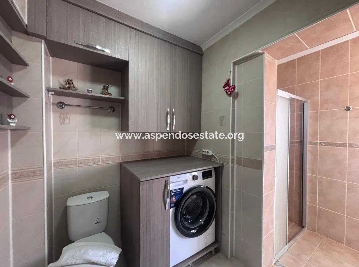 Dalyan Merkezde 301M2 Arsa İçerisinde 5+1 Satılık Villa