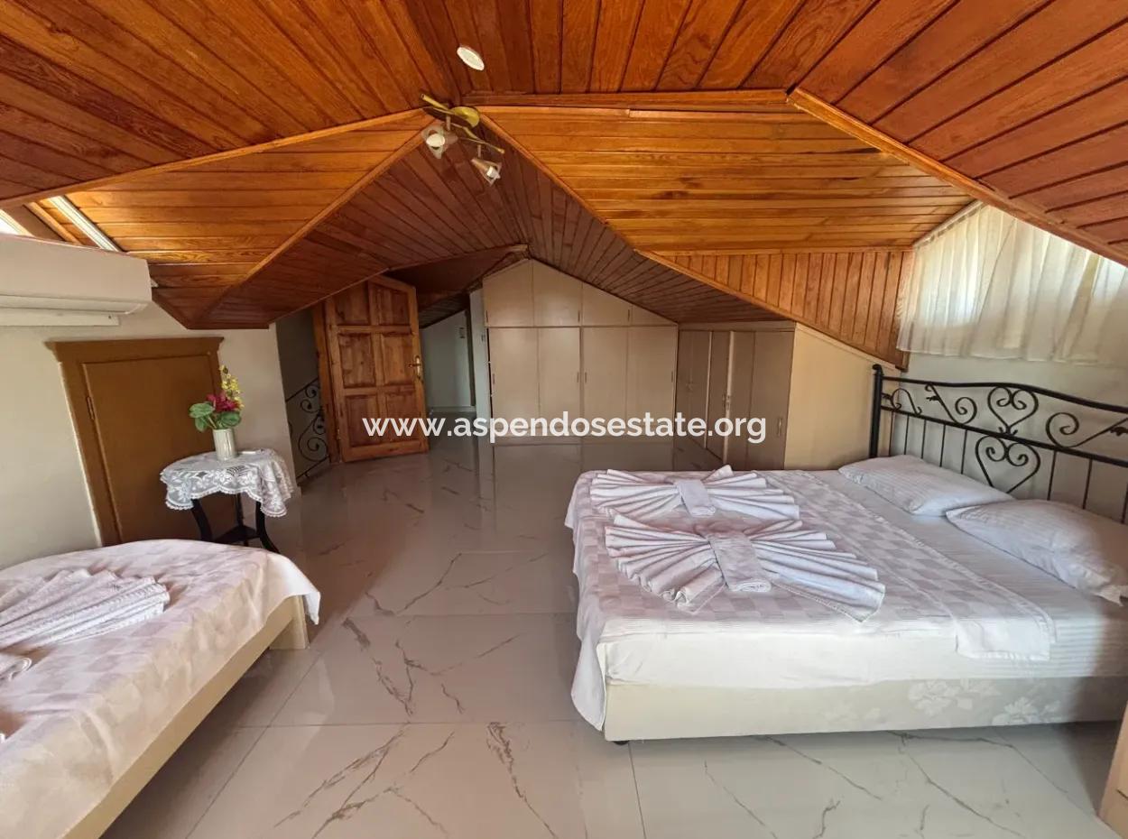 Dalyan Merkezde 301M2 Arsa İçerisinde 5+1 Satılık Villa