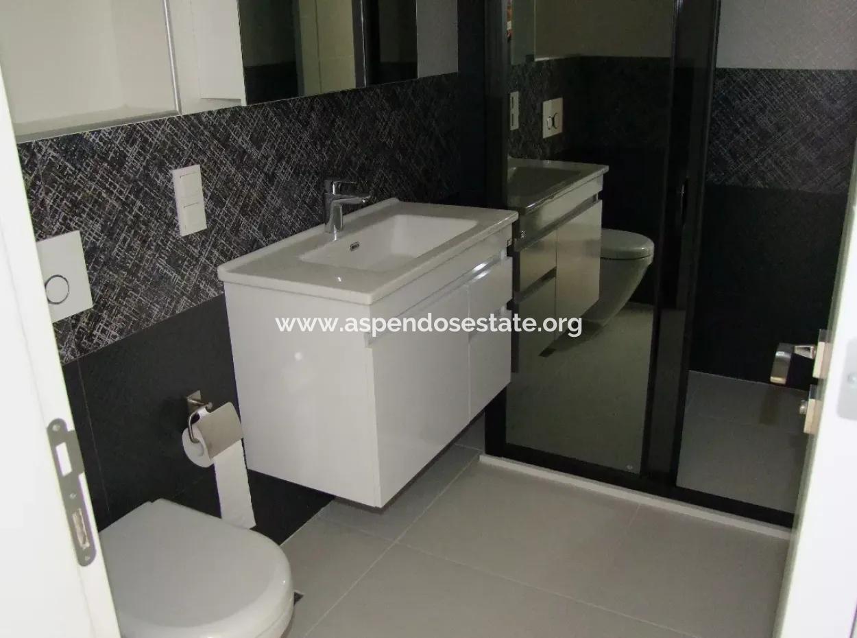 Zeytinalanda Satılık Lüks Villa Köyceğiz Zeytınalanda 6800M2 Arsa Full Göl Manzaralı Satılık Villa