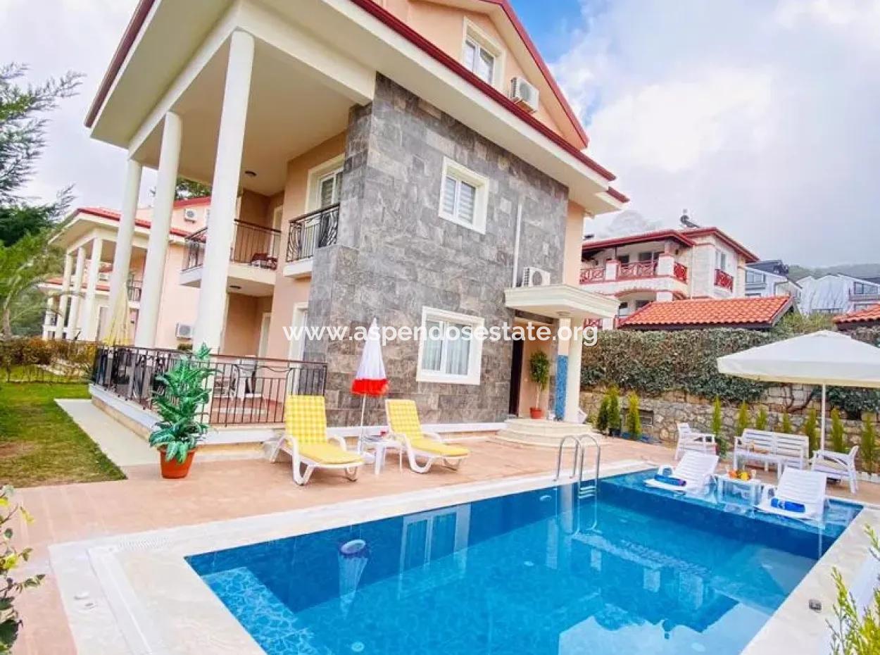 Fethiye Ovacık'ta 4+1 Satılık Villa