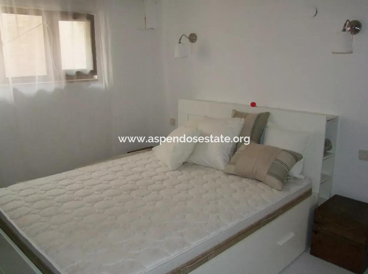 Dalyan'da Kanala Sıfır 4+1 Satılık Villa