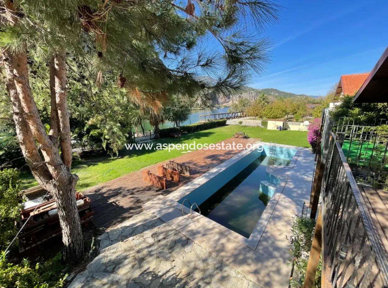 Dalyan Gülpınar'da 75M2 Kanala Sıfır Satılık Dubleks Apart