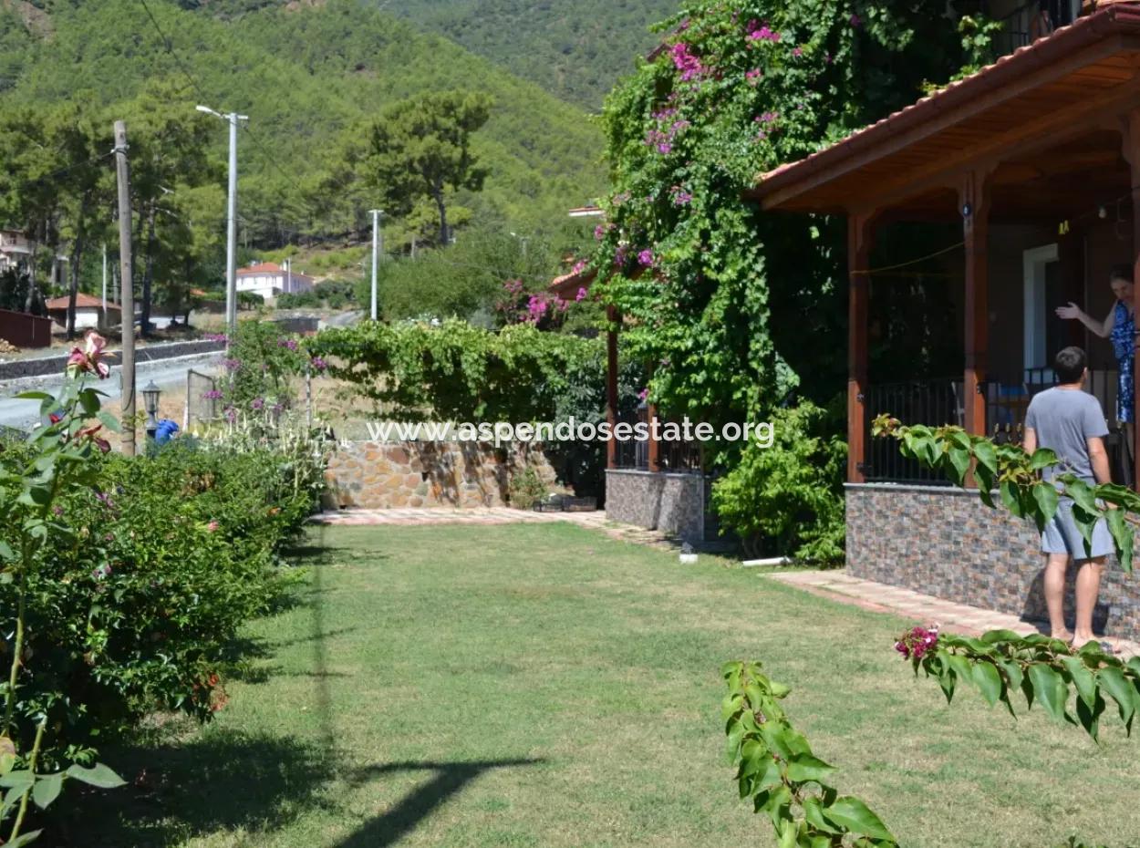 Ekincik'te Deniz Manzaralı Satılık Apart