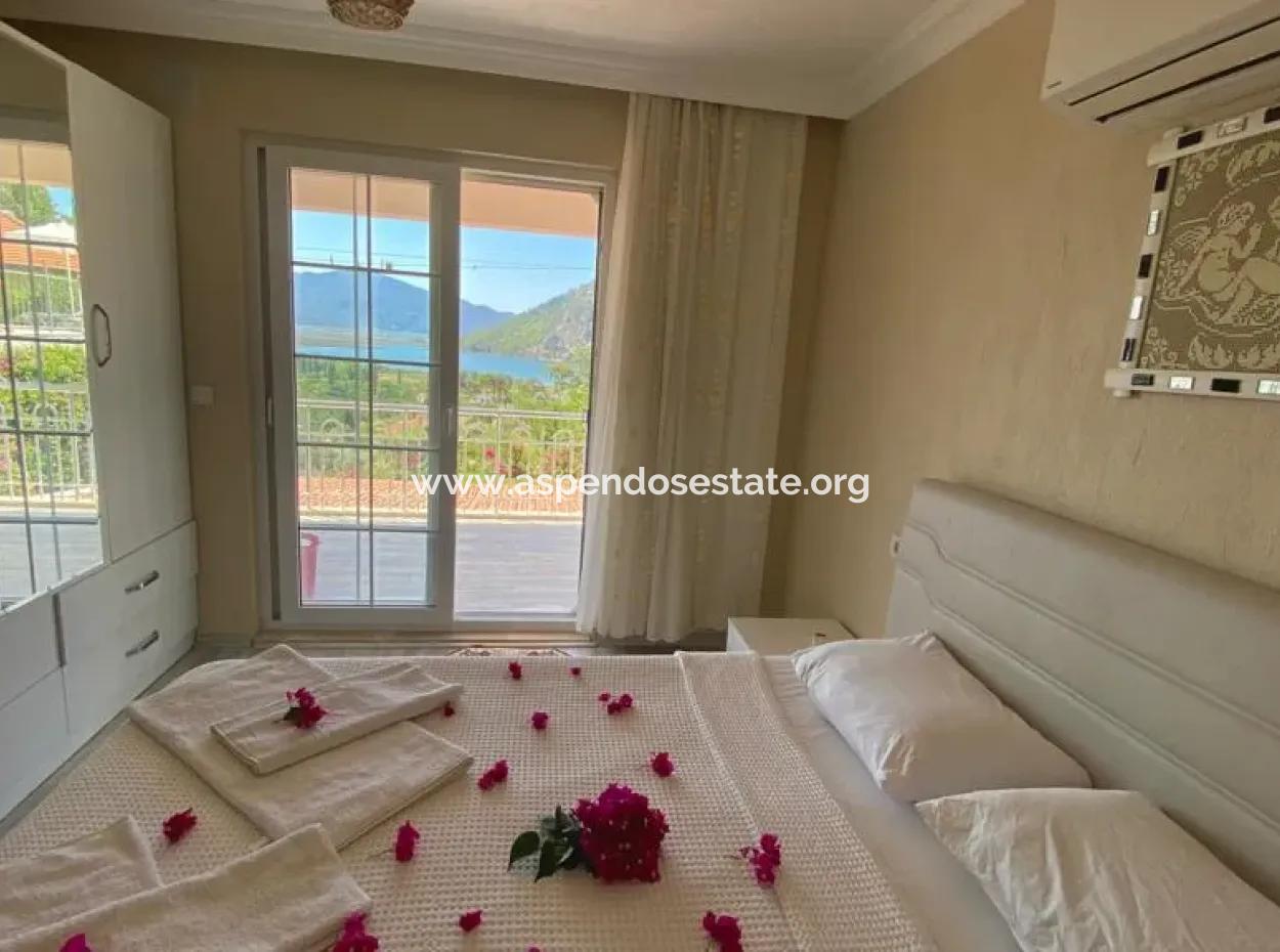 Çandır Deniz Manzaralı Satılık 4+2 Villa Ev