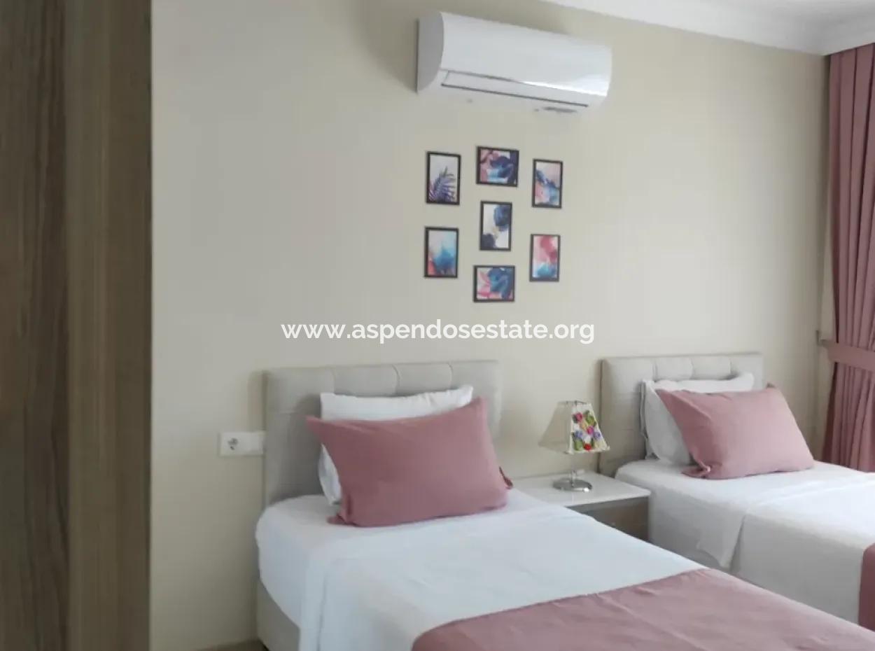 Dalyan Gülpınar'köşebaşı 545M2 Arsa İçinde Satılık 4+1 Villa