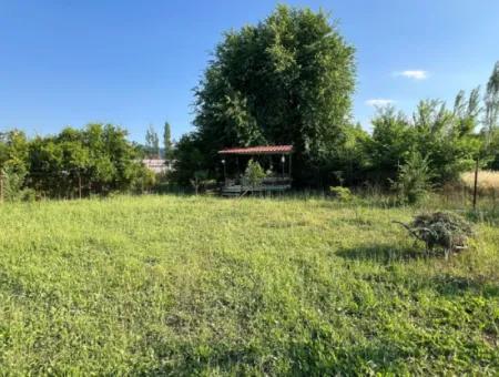 Eskiköy'de 1000M2 Arsa İçerisinde 2+1 Satılık Müstakil Evi