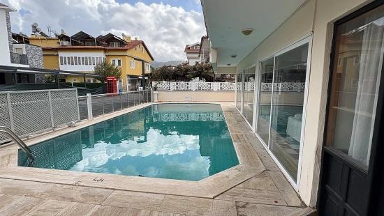 Dalyan'da 30 Odalı Kanala Yakın Satılık Otel
